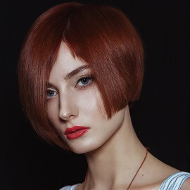 dizainvolos.ru дизайн волос - женская модельная креативная стрижка на короткие волосы, несведеные зоны, красный цвет волос